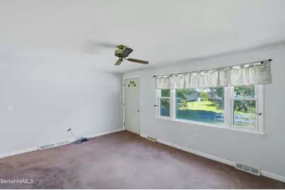 15 Tamarack Ave, Lee, MA 01238 - Photo 8