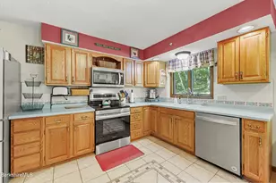 156 Bailey Rd, Lanesborough, MA 01237 - Photo 18