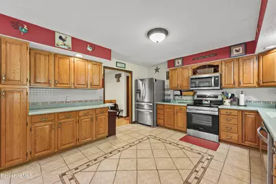 156 Bailey Rd, Lanesborough, MA 01237 - Photo 16
