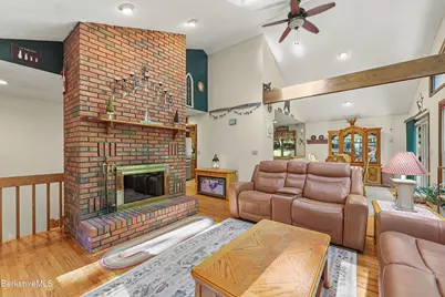 156 Bailey Rd, Lanesborough, MA 01237 - Photo 8