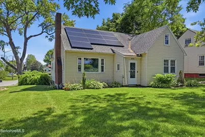 428 Dalton Ave, Pittsfield, MA 01201 - Photo 4