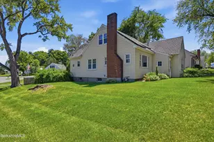 428 Dalton Ave, Pittsfield, MA 01201 - Photo 30