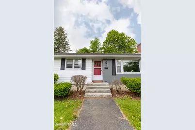580 Elm St, Pittsfield, MA 01201 - Photo 2