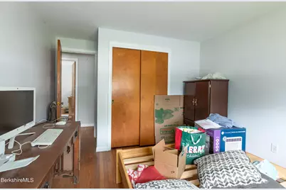 580 Elm St, Pittsfield, MA 01201 - Photo 18