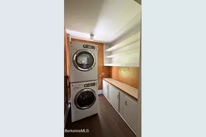 146 Prospect St #2, North Adams, MA 01247 - Photo 6