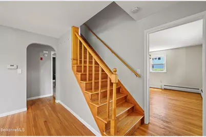 28 Calumet St, Pittsfield, MA 01201 - Photo 26