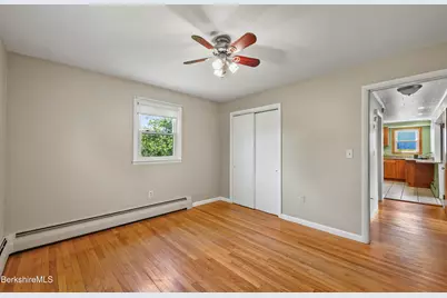 28 Calumet St, Pittsfield, MA 01201 - Photo 22