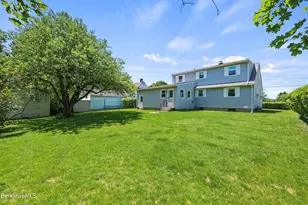 28 Calumet St, Pittsfield, MA 01201 - Photo 38