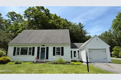 77 Middle Rd, Clarksburg, MA 01247 - Photo 2