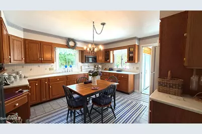 77 Middle Rd, Clarksburg, MA 01247 - Photo 10