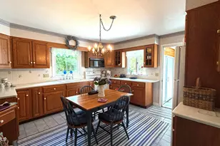 77 Middle Rd, Clarksburg, MA 01247 - Photo 10