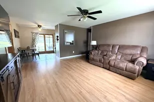 29 Norwich Dr, Dalton, MA 01226 - Photo 2