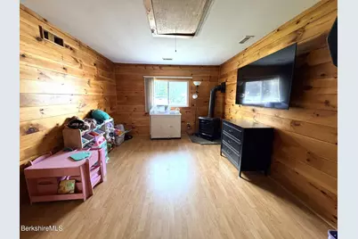29 Norwich Dr, Dalton, MA 01226 - Photo 12