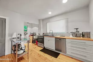 281 Walnut St, North Adams, MA 01247 - Photo 14