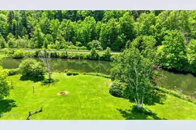 1571 Pleasant St, Lee, MA 01238 - Photo 8