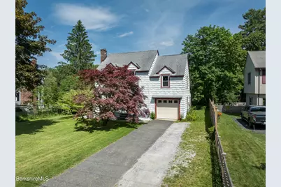 19 Roselyn Dr, Pittsfield, MA 01201 - Photo 34