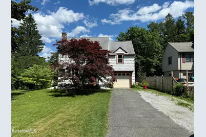 19 Roselyn Dr, Pittsfield, MA 01201 - Photo 36