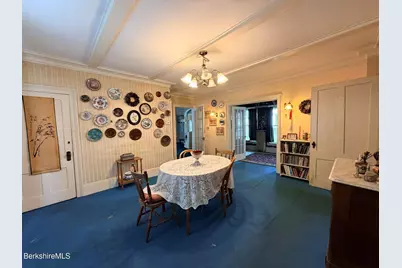 58 Quincy St, North Adams, MA 01247 - Photo 10