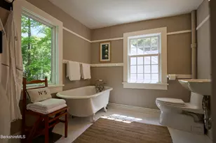 26 E Hill Rd, New Marlboro, MA 01259 - Photo 20