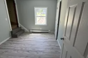11 Hathaway St, North Adams, MA 01247 - Photo 14