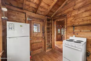 172 Blythewood Dr, Pittsfield, MA 01201 - Photo 14