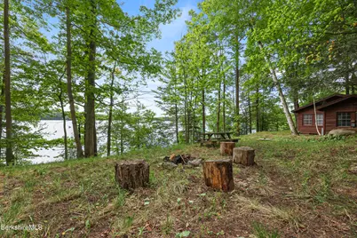 172 Blythewood Dr, Pittsfield, MA 01201 - Photo 20