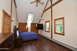 411 McNerney Rd, Becket, MA 01223 - Photo 16