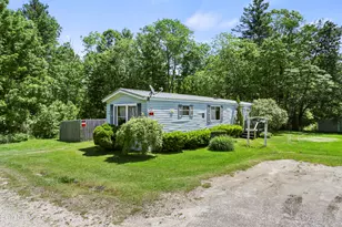 14 Alice Dr, Hinsdale, MA 01235 - Photo 1