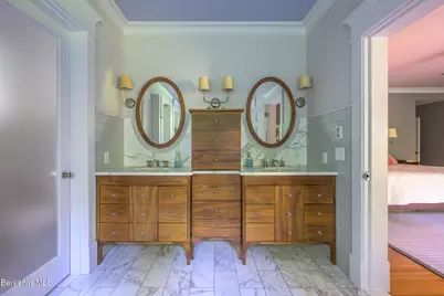 430 Lenox Rd, Richmond, MA 01254 - Photo 32