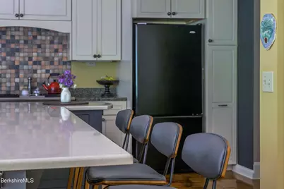 430 Lenox Rd, Richmond, MA 01254 - Photo 14