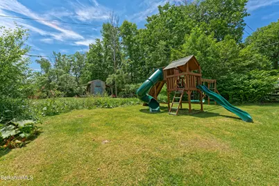 51 Cherry Rd, Richmond, MA 01254 - Photo 28