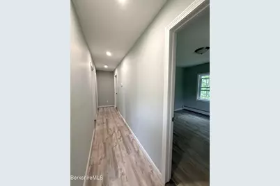 11 Hathaway St, North Adams, MA 01247 - Photo 16