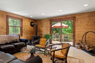 410 Long Bow Ln, Becket, MA 01223 - Photo 8