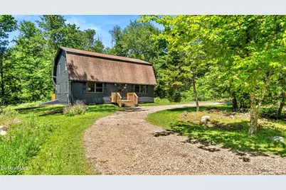 410 Long Bow Ln, Becket, MA 01223 - Photo 1