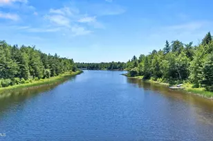 410 Long Bow Ln, Becket, MA 01223 - Photo 4