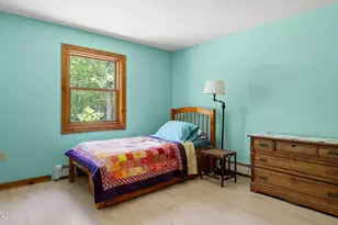 410 Long Bow Ln, Becket, MA 01223 - Photo 24