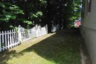 5 Bethel St, North Adams, MA 01247 - Photo 8