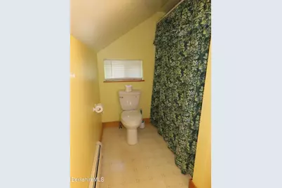5 Bethel St, North Adams, MA 01247 - Photo 32