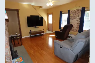 5 Bethel St, North Adams, MA 01247 - Photo 18