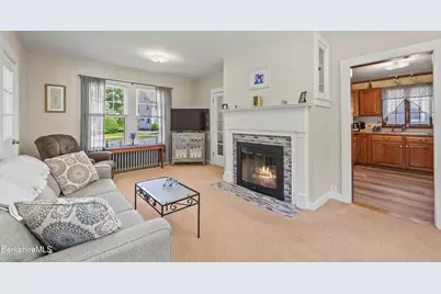 61 Harding St, Pittsfield, MA 01201 - Photo 10