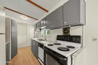 20 Overlook Ter, Adams, MA 01220 - Photo 12