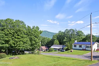 20 Overlook Ter, Adams, MA 01220 - Photo 28