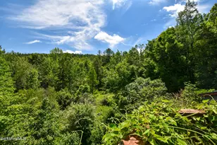 445 County Rd, Becket, MA 01223 - Photo 10