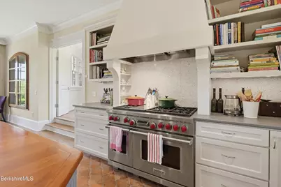 136 Mallery Rd, New Ashford, MA 01237 - Photo 22