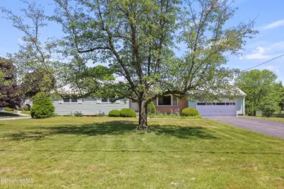 595 Williams St, Pittsfield, MA 01201 - Photo 2