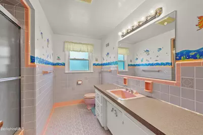 595 Williams St, Pittsfield, MA 01201 - Photo 32