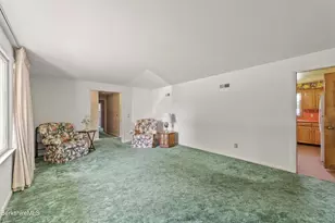 595 Williams St, Pittsfield, MA 01201 - Photo 8