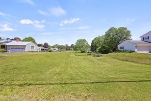 595 Williams St, Pittsfield, MA 01201 - Photo 46