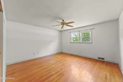 595 Williams St, Pittsfield, MA 01201 - Photo 26