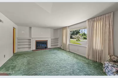 595 Williams St, Pittsfield, MA 01201 - Photo 6